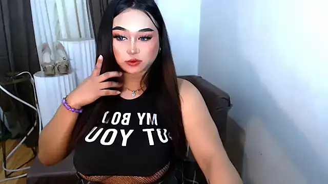 Lilly-lou online show from 02/04/26, 04:13