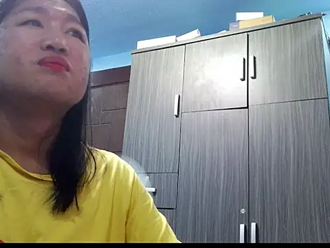 sluttymisuki online show from 05/23/26, 01:43