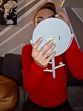 SlimBellaa online show from 12/19/25, 07:38