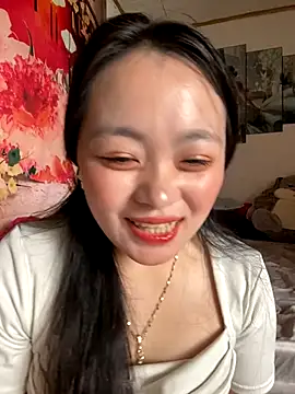 Snapshot of Julia-Elsa chatting on 10/03/25, 04:47 Julia-Elsa online show from 10/03/25, 04:47