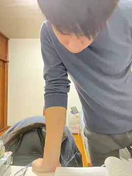 Foxfoxfox4 online show from 12/16/25, 02:43