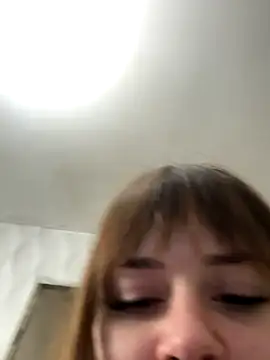 Snapshot of xxx_sandra_ chatting on 10/17/25, 11:34 xxx sandra online show from 10/17/25, 11:34