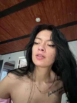 LiaCollings online show from 04/01/26, 11:33