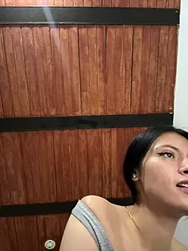 LiaCollings online show from 04/12/26, 03:26