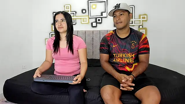 Snapshot of brutal_sex_love chatting on 02/08/26, 02:26 brutal sex love online show from 02/08/26, 02:26