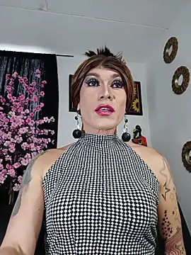 JessiicaExoticX1 online show from 05/15/26, 07:01