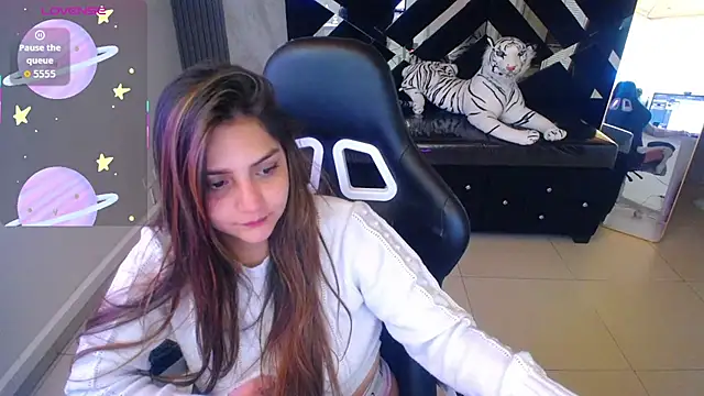 emily cooper t online show from 09/19/25, 03:10