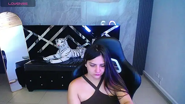 emily cooper t online show from 09/11/25, 02:55