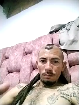 Danielcora online show from 05/06/26, 04:49