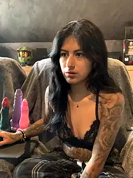 mrskarmaa online show from 10/31/25, 02:13