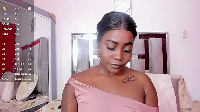 Emilly roaa online show from 02/02/26, 08:30