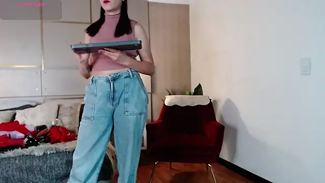 Lina Montclair online show from 09/23/25, 07:54