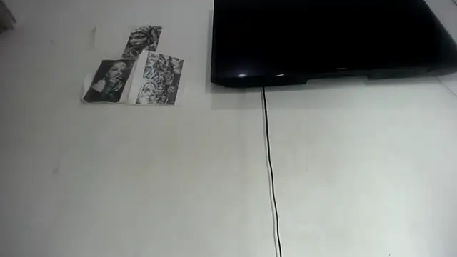 Snapshot of Foxy_Lovex chatting on 10/29/25, 11:14 Foxy Lovex online show from 10/29/25, 11:14