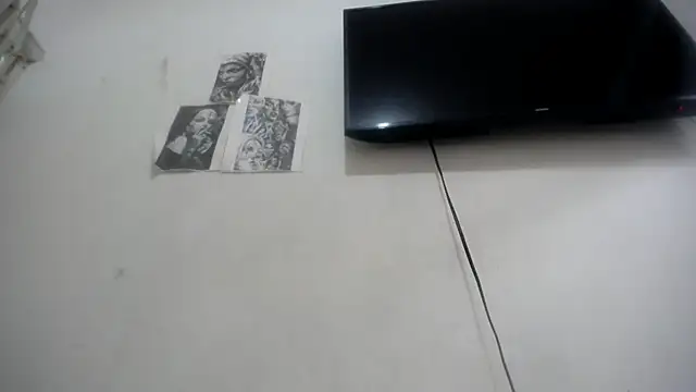 Snapshot of Foxy_Lovex chatting on 10/25/25, 09:48 Foxy Lovex online show from 10/25/25, 09:48