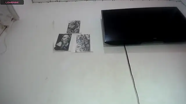 Snapshot of Foxy_Lovex chatting on 11/14/25, 08:34 Foxy Lovex online show from 11/14/25, 08:34