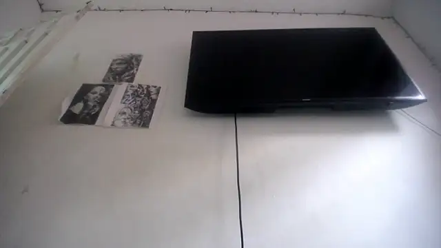 Snapshot of Foxy_Lovex chatting on 10/18/25, 09:06 Foxy Lovex online show from 10/18/25, 09:06