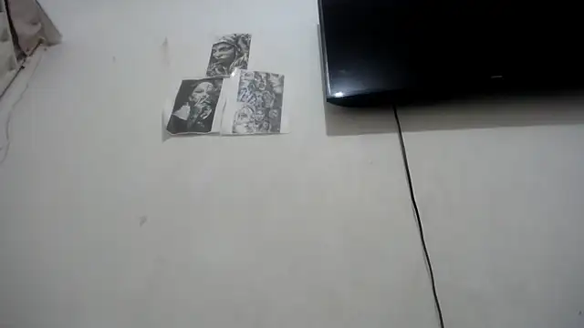 Snapshot of Foxy_Lovex chatting on 10/28/25, 10:20 Foxy Lovex online show from 10/28/25, 10:20