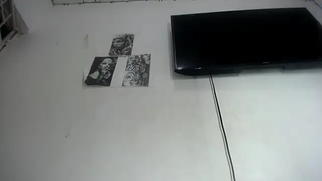 Snapshot of Foxy_Lovex chatting on 10/08/25, 10:10 Foxy Lovex online show from 10/08/25, 10:10