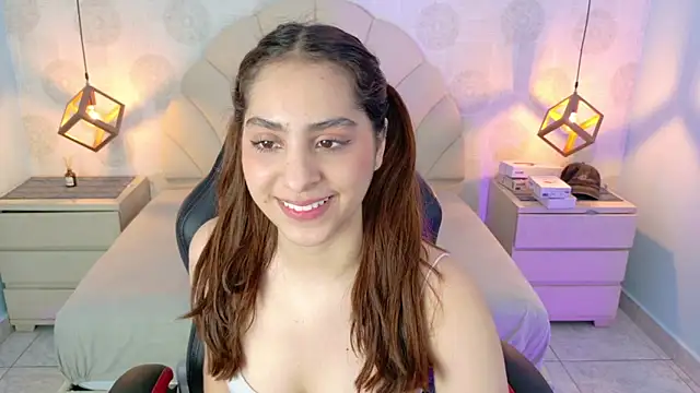 AIXATRISTA1 online show from 11/06/25, 07:51