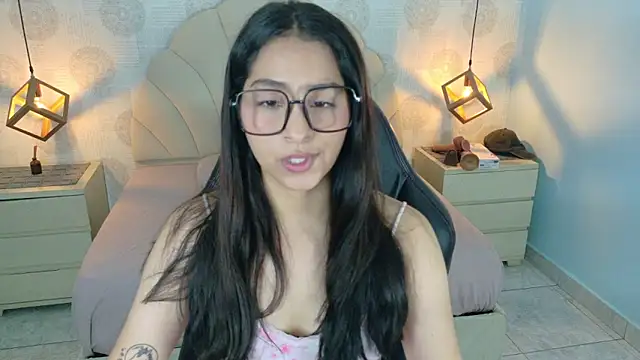 AIXATRISTA1 online show from 01/05/26, 07:39