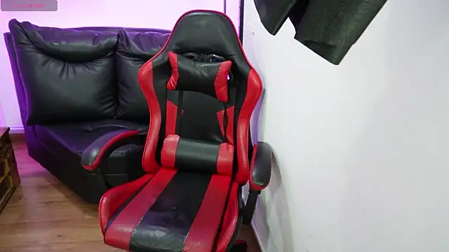 lycoris 19 online show from 01/10/26, 11:00