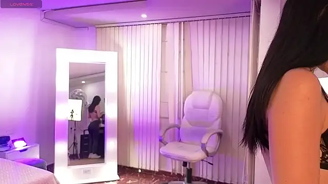 lycoris 19 online show from 04/10/26, 09:11