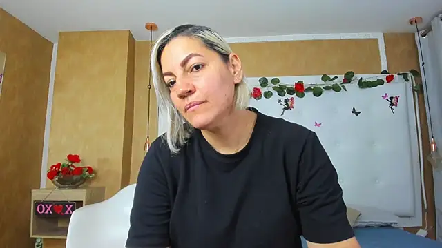 Heidy milf online show from 02/22/26, 04:08