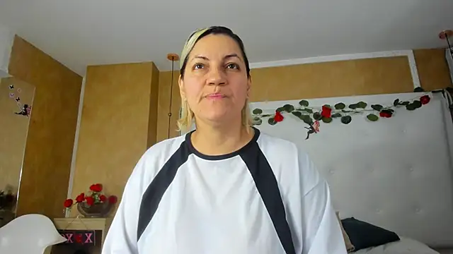 Heidy milf online show from 03/28/26, 08:32