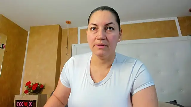 Snapshot of Heidy_milf chatting on 07/10/26, 08:31 Heidy milf online show from 07/10/26, 08:31