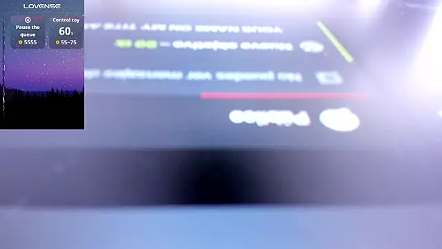 Snapshot of Barbara_fox__ chatting on 10/14/25, 12:17 Barbara fox online show from 10/14/25, 12:17