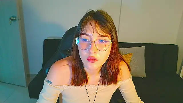 Yulienneg online show from 02/25/26, 12:00