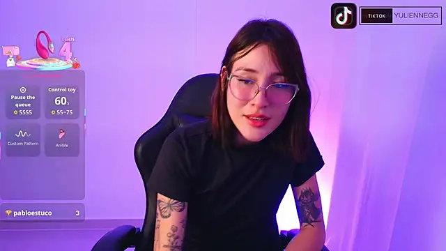 Snapshot of Yulienneg chatting on 09/14/25, 03:07 Yulienneg online show from 09/14/25, 03:07