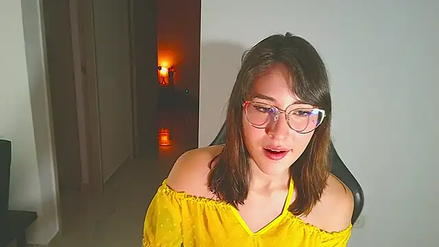 Yulienneg online show from 04/14/26, 12:48