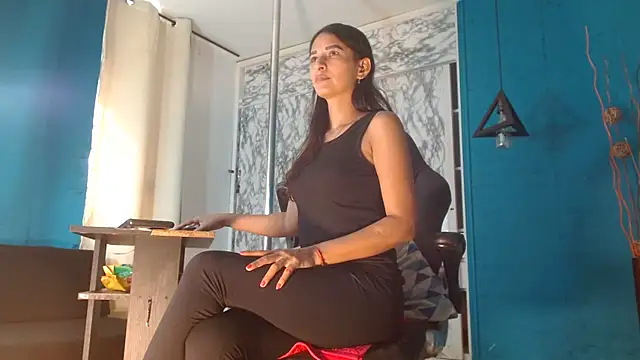 hanna mooreee online show from 09/21/25, 06:57