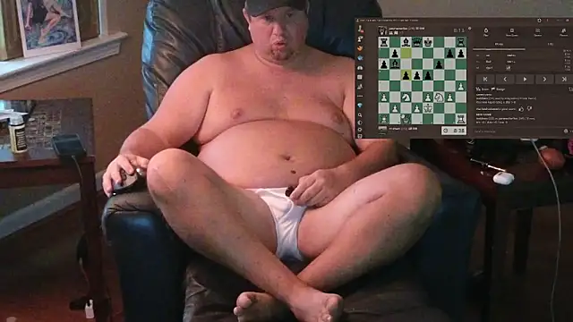 Snapshot of Single_White_Male chatting on 09/23/25, 04:47 Single White Male online show from 09/23/25, 04:47
