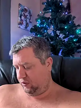 Single White Male online show from 11/29/25, 04:07