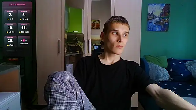 Snapshot of your___honeyy chatting on 06/27/26, 12:11 your honeyy online show from 06/27/26, 12:11
