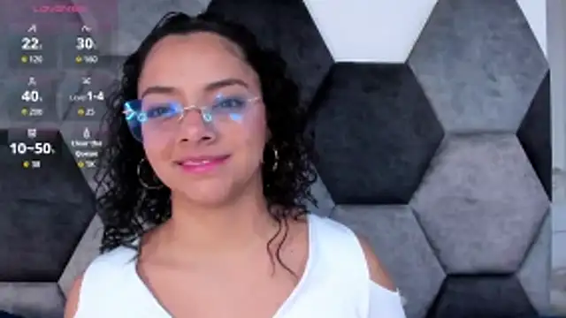 Snapshot of Angellit_Afrodita_ chatting on 11/11/25, 11:49 Angellit Afrodita online show from 11/11/25, 11:49