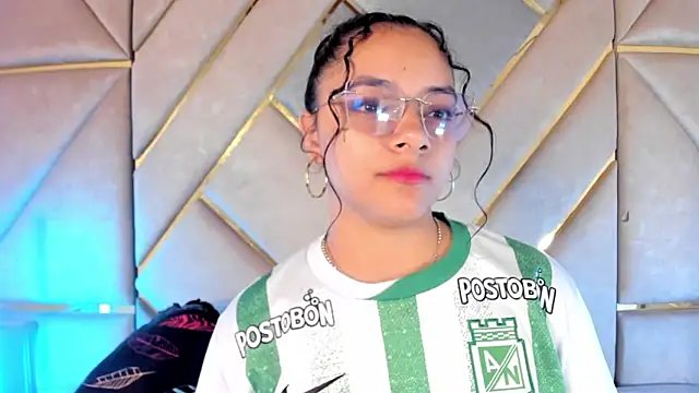 Snapshot of Angellit_Afrodita_ chatting on 04/11/26, 09:24 Angellit Afrodita online show from 04/11/26, 09:24