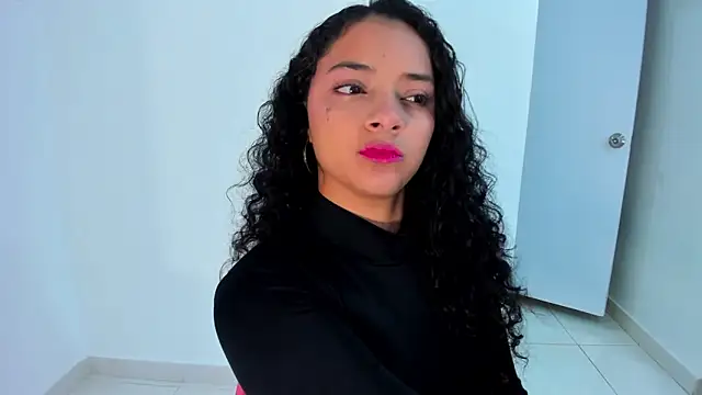 Snapshot of Angellit_Afrodita_ chatting on 12/20/25, 11:24 Angellit Afrodita online show from 12/20/25, 11:24