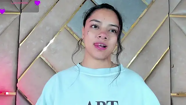 Snapshot of Angellit_Afrodita_ chatting on 04/07/26, 09:33 Angellit Afrodita online show from 04/07/26, 09:33