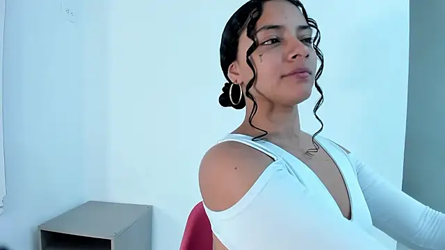 Snapshot of Angellit_Afrodita_ chatting on 01/09/26, 11:39 Angellit Afrodita online show from 01/09/26, 11:39