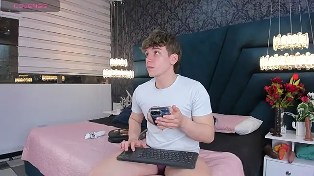 TaylerWhite online show from 02/20/26, 11:34