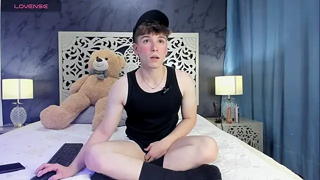 TaylerWhite online show from 11/17/25, 12:20