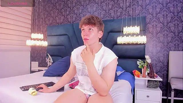 TaylerWhite online show from 02/06/26, 11:50