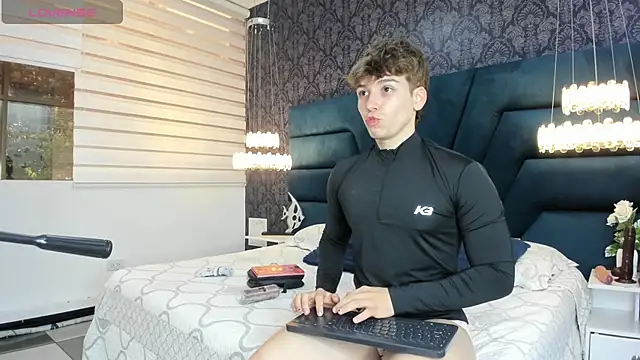 TaylerWhite online show from 02/12/26, 11:54