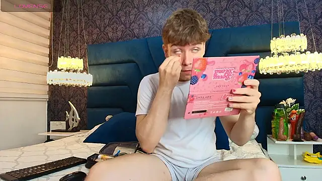 TaylerWhite online show from 01/11/26, 11:50