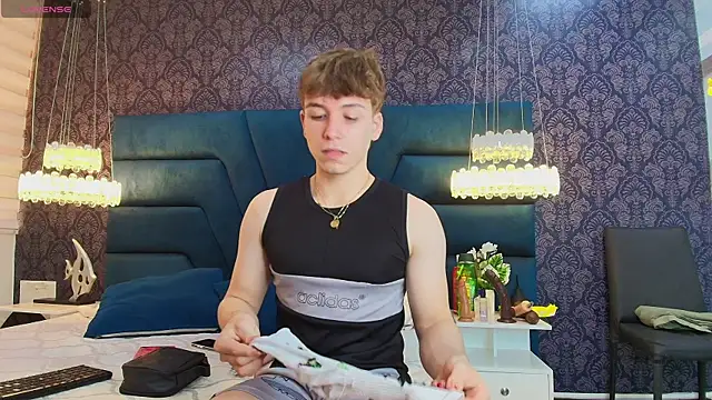 TaylerWhite online show from 01/13/26, 12:09