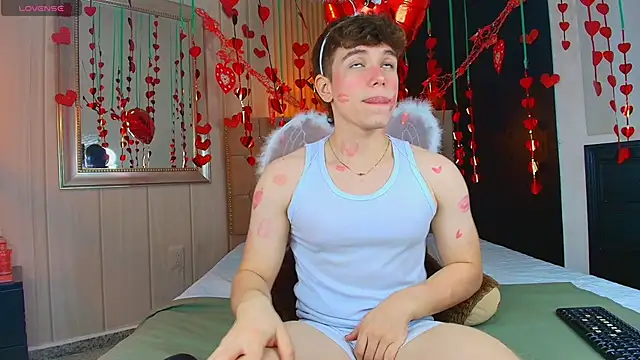 TaylerWhite online show from 09/20/25, 01:27