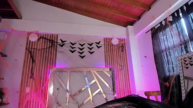 sweet tamara  online show from 10/22/25, 07:35